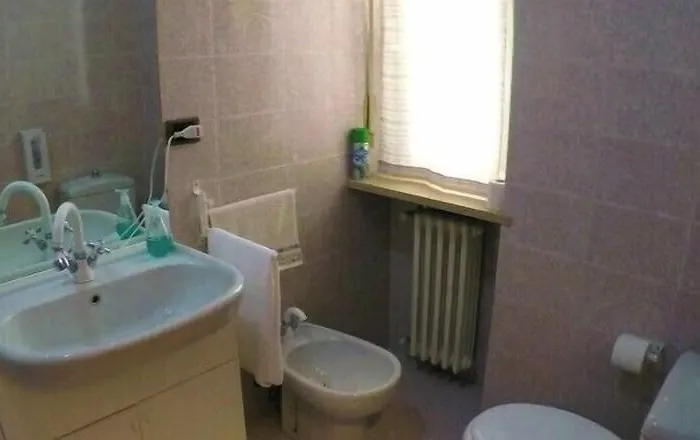 Corso Porta Nuova 39 3*