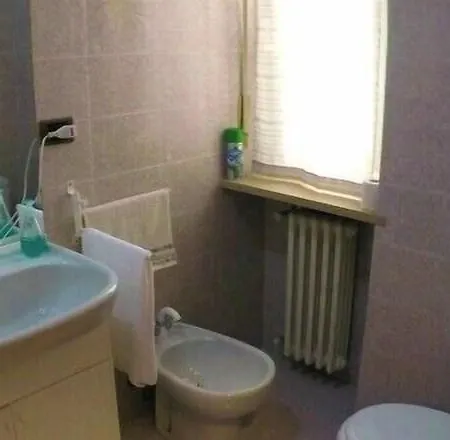 Corso Porta Nuova 39 3*