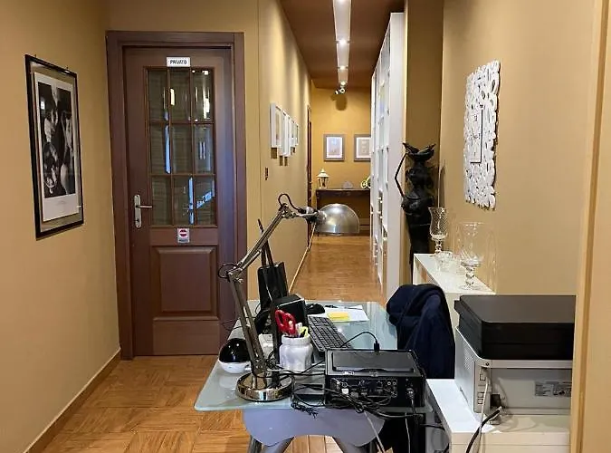 Pensión Corso Porta Nuova 39 3*