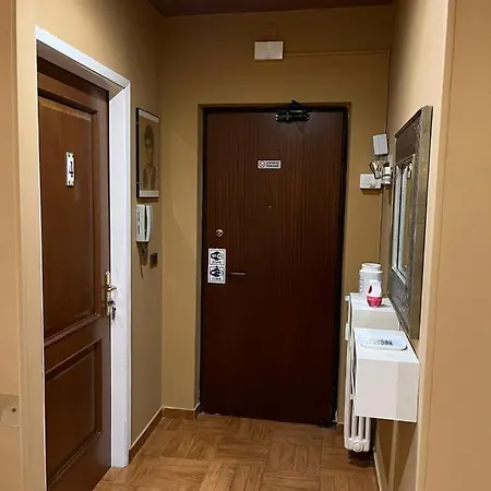 Corso Porta Nuova 39 3* Верона