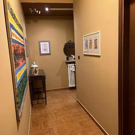 Corso Porta Nuova 39 Oda ve Kahvaltı 3*